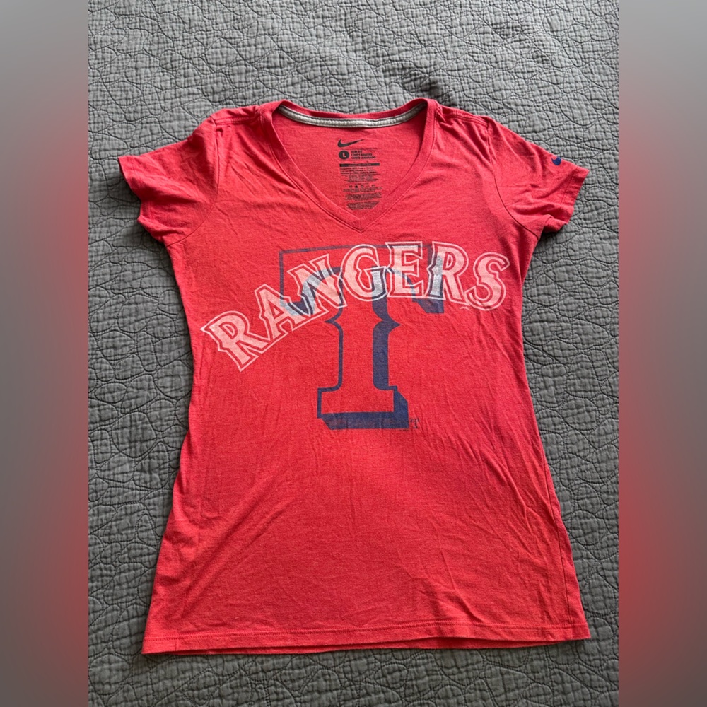 Nike Women’s Texas Rangers baseball MLB Graphic Short Sleeve Tee